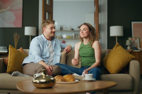 Spațiul personal în cuplu: cum discutați despre timpul petrecut separat